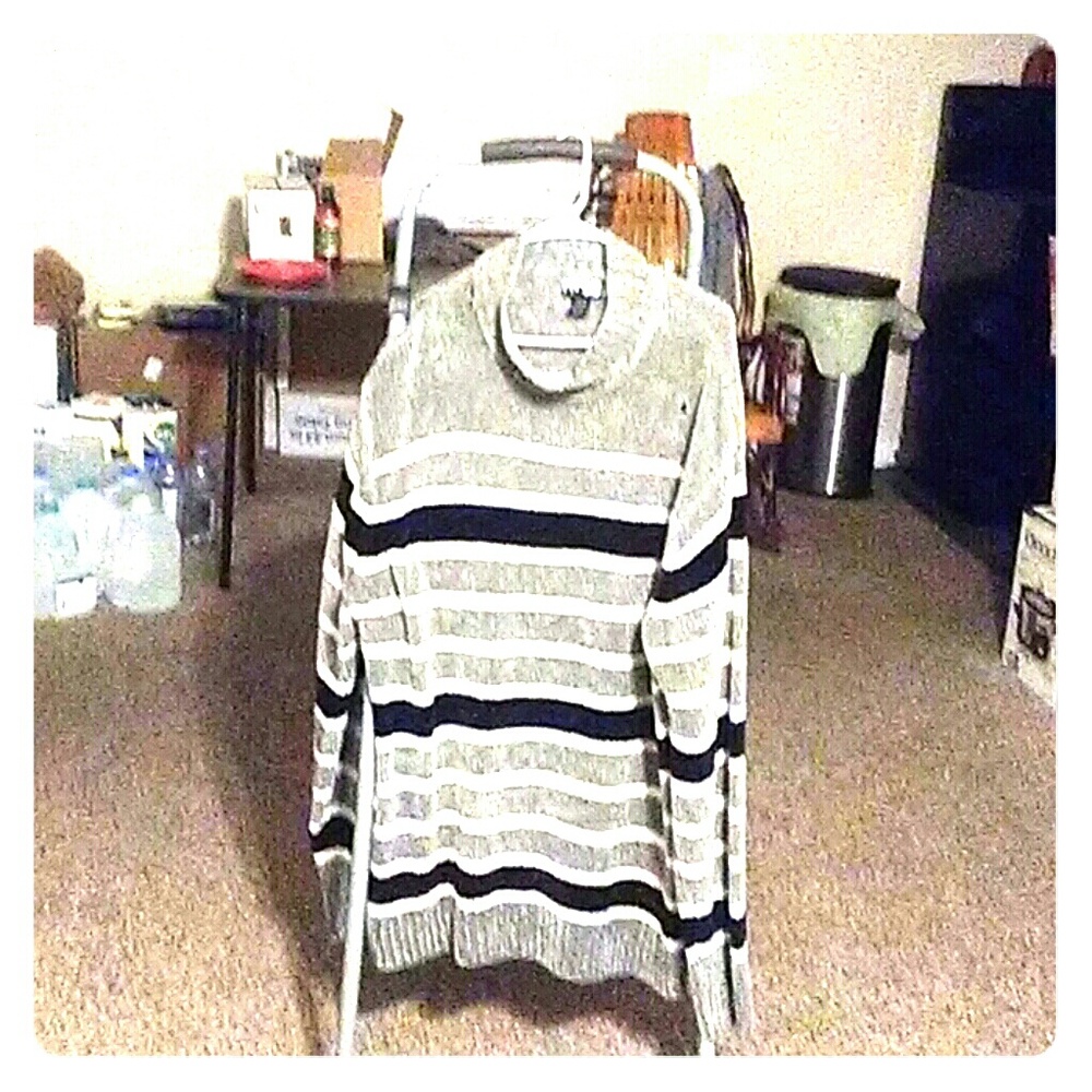 Beautiful grey zibra stripes wool  sweater